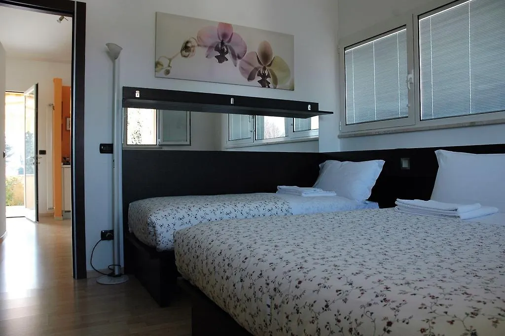 Il Terrazzo Apartamento Casorate Sempione 0*,